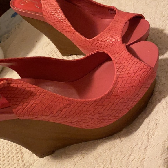 Jessica Simpson Platform Heels - Picture 2 of 5